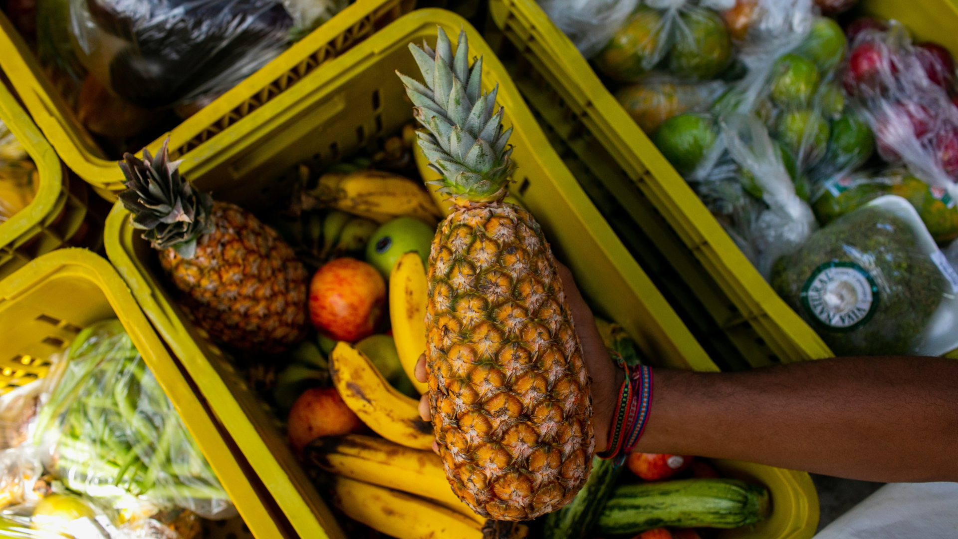 Distribuição de alimentos pelo Programa Unidos Pela Comida