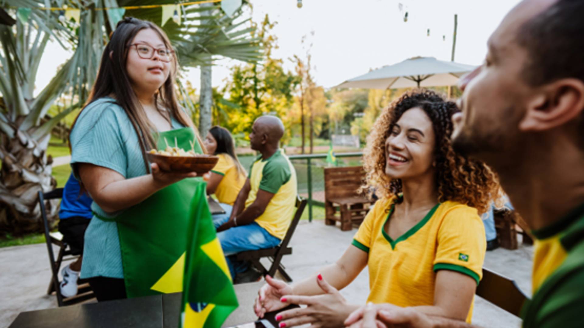 Servindo comida em dia de jogo